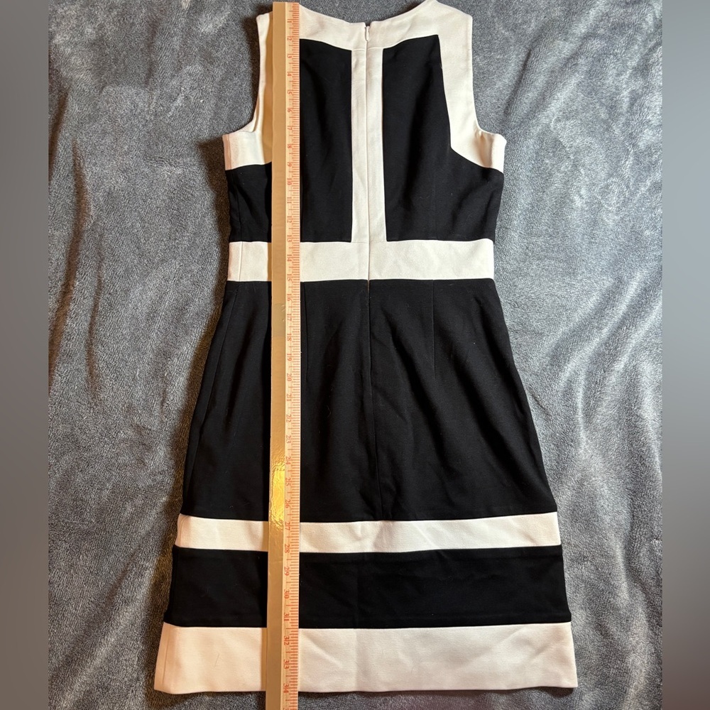 White House Black Market Black and white Midi Dress with bra strap holders - Picture 5 of 7